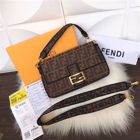 fendi tas bruin|fendi bag styles.